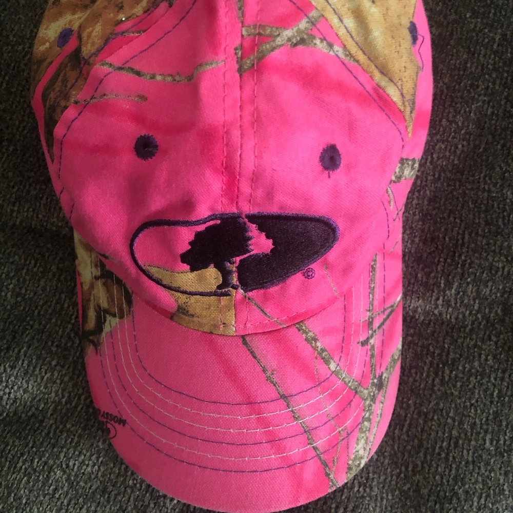 Pink Mossy Oak adjustable camo hat